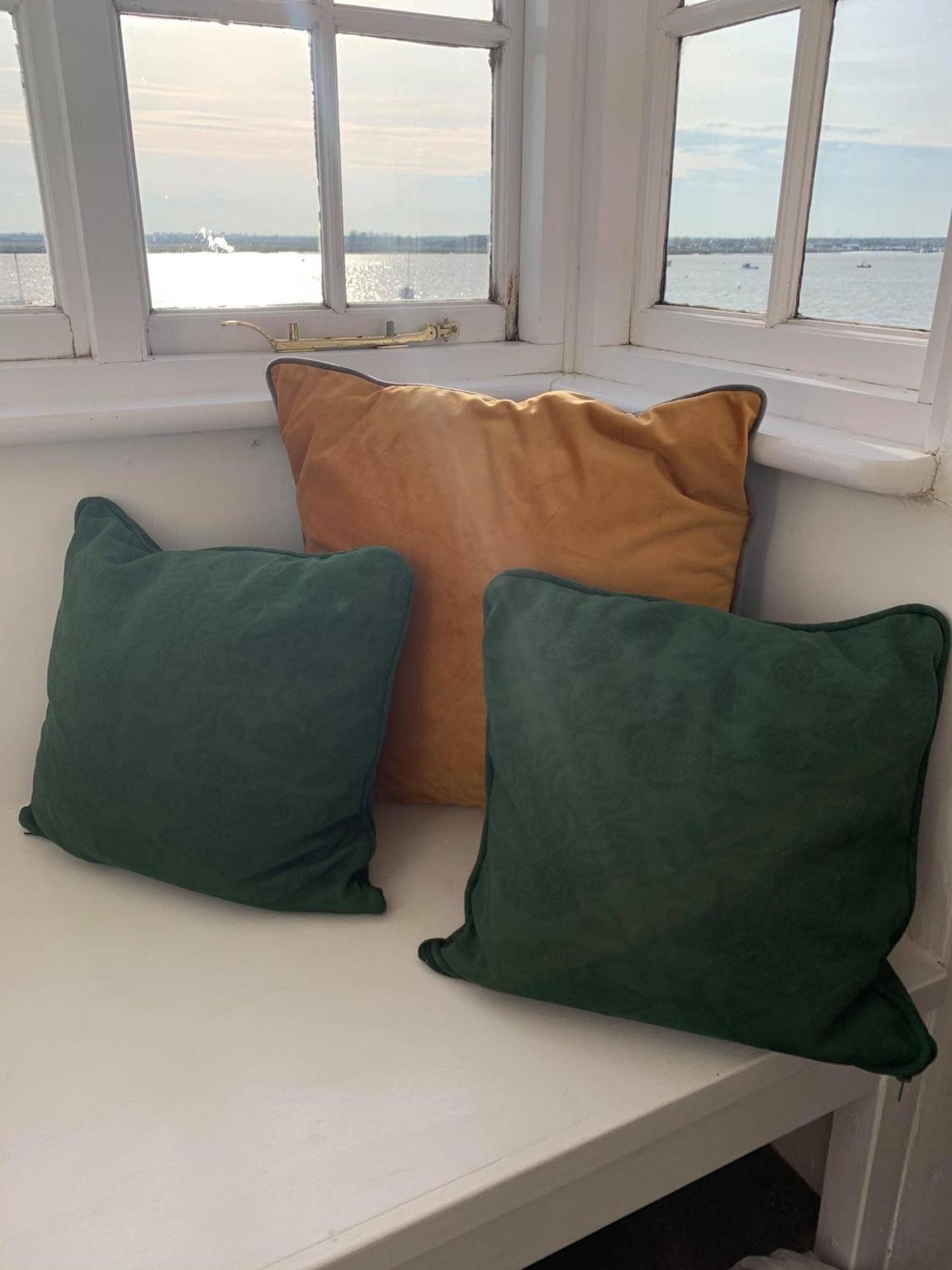 Ye Olde White Harte Hotel Burnham-on-Crouch Quarto foto
