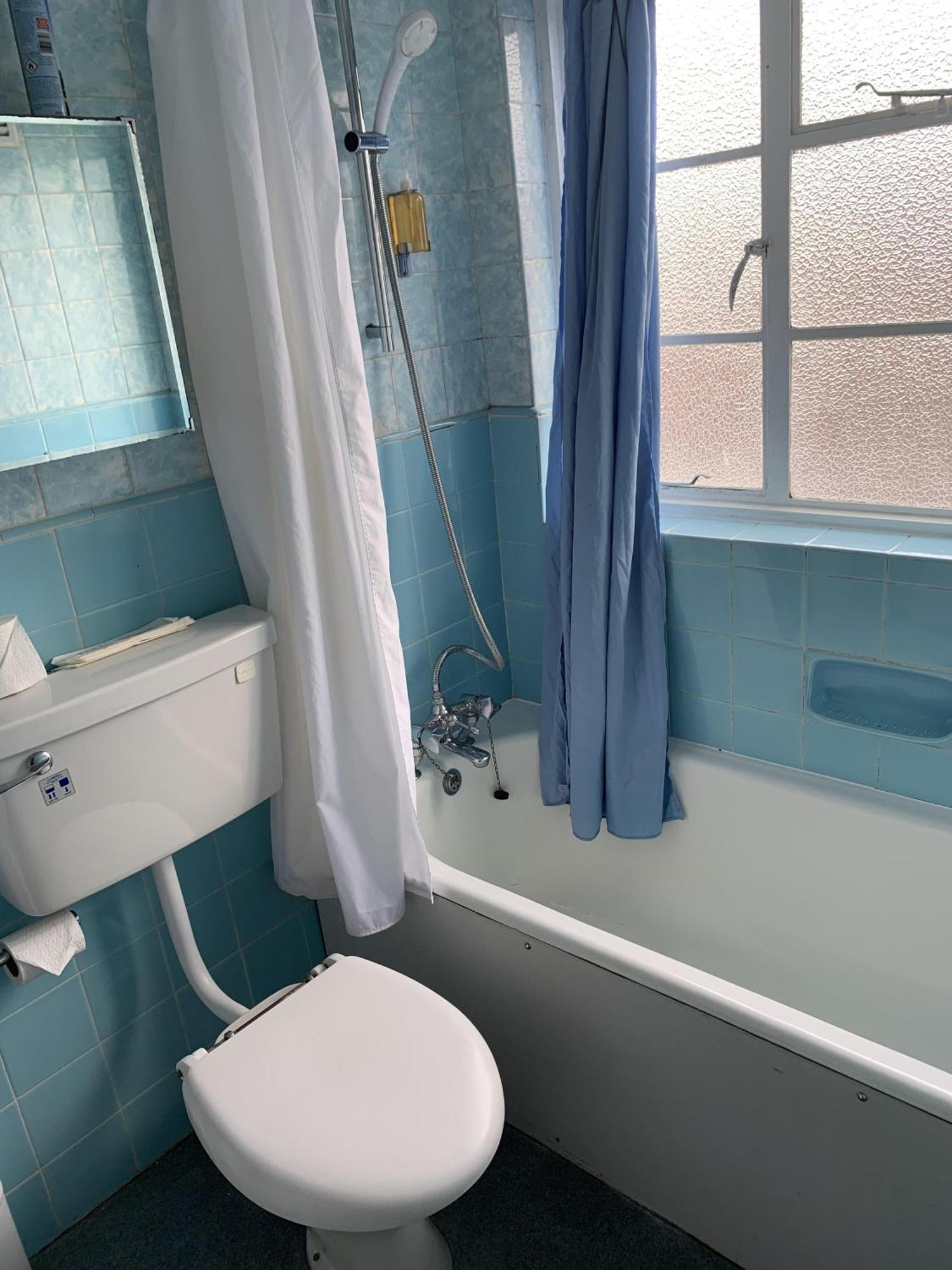 Ye Olde White Harte Hotel Burnham-on-Crouch Quarto foto
